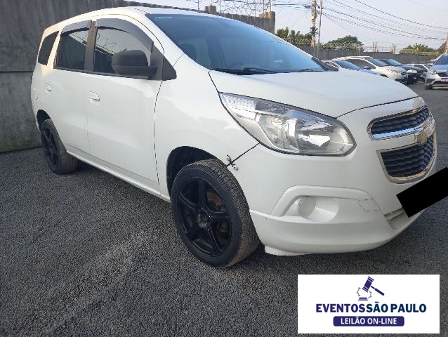  SPIN 1.8L MT LT 2015